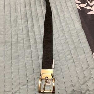 Michael kors logo belt sz LARGE